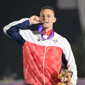 ¡Lars Flaming impone récord panamericano juvenil y gana el tercer oro para Paraguay en ASU2025!