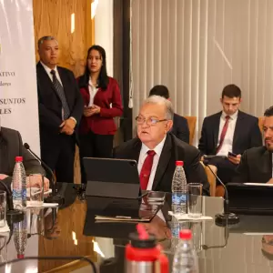 TSJE hace el vac�o a comisi�n de Diputados que investiga licitaci�n de alquiler de m�quinas de votaci�n