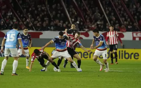 Periodistas argentinos sobre Cerro Porte�o: "Es un equipo muy chiquito, con pocas aspiraciones"