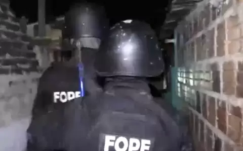 Los m�ltiples allanamientos involucran a las fuerzas especializadas.