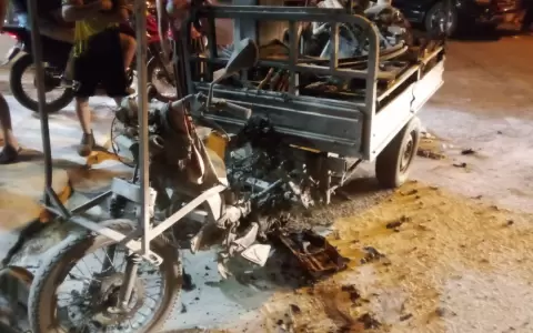 En estas condiciones qued� el motocarro.