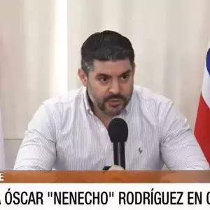 Óscar "Nenecho" Rodríguez renuncia a la Intendencia de Asunción