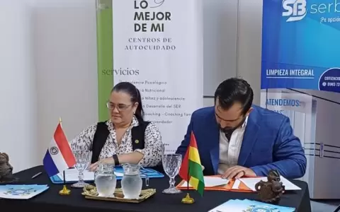 Firma del convenio estrat�gico entre la empresa Serben (Bolivia) y el movimiento Lo Mejor de M� - Casa Centro (Paraguay).