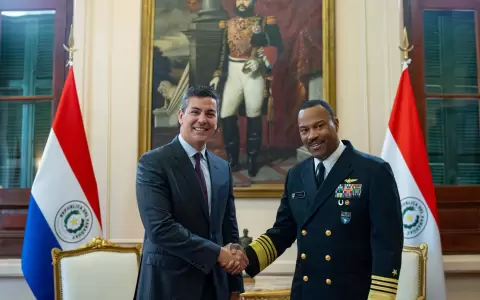 El presidente Santiago Pe�a con el Gral. Alvin Holsey comandante del Comando Sur.
