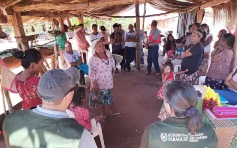 Funcionarios del INDI se re�nen con pueblos ind�genas.
