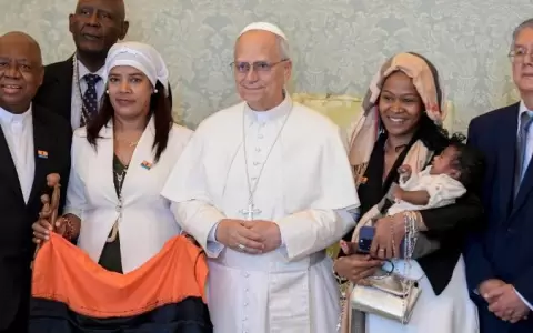 El Papa recibe en audiencia a una delegaci�n del �Chagos Refugees Group�
