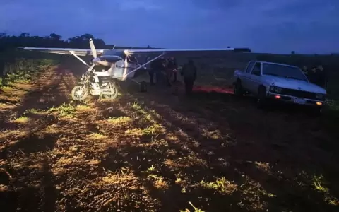 La avioneta con matr�cula boliviana.