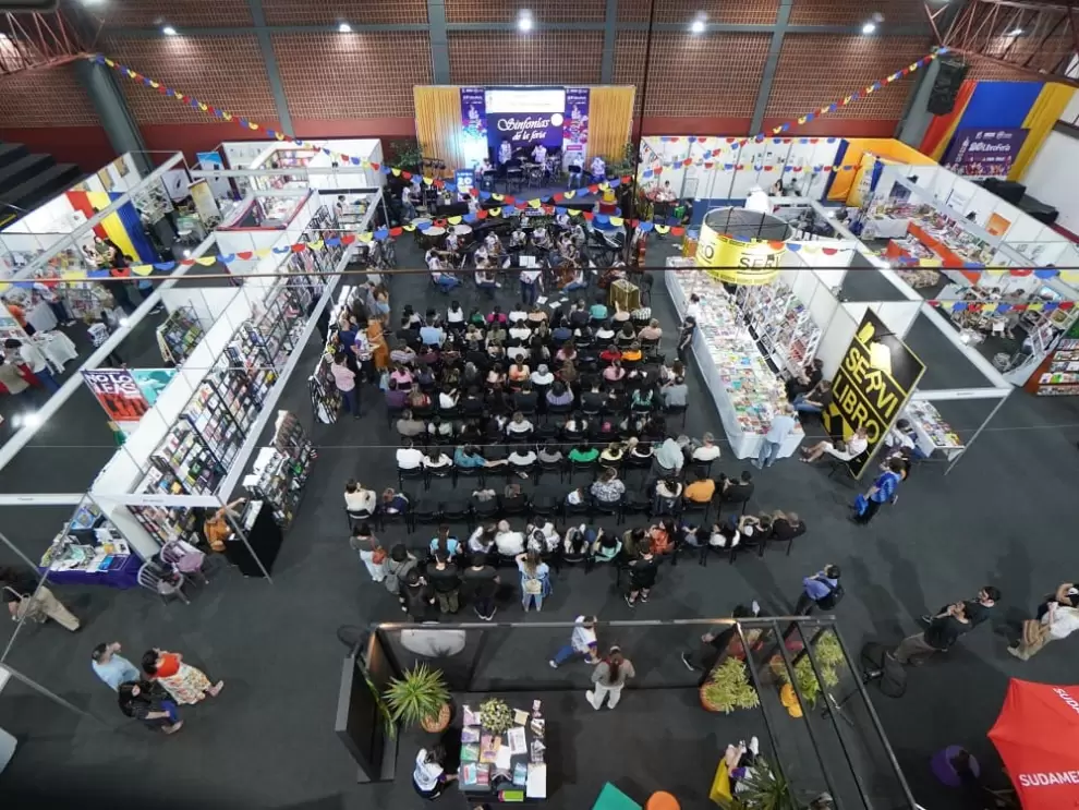 Libroferia de Encarnación en la UNAE. Edición anterior.