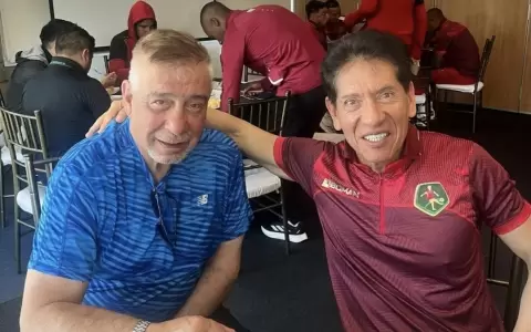 La vieja escuela: el r�stico entrenamiento del nuevo preparador f�sico de Olimpia