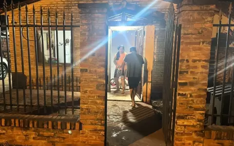 Familia asaltada en Luque.