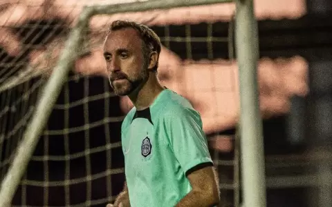 Carlos Aitor Garc�a se�ala el error que cometi� Olimpia en el 2025