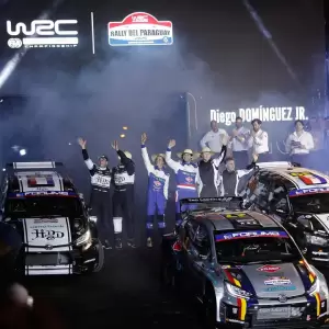 Rally del Paraguay: largada simb�lica deslumbr� en Encarnaci�n