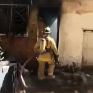 Discusión por música a alto volumen terminó en incendio y tragedia