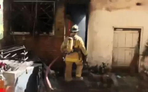 Bomberos acudieron a evitar males mayores.