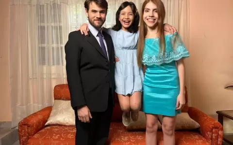 Erik Gehre, Vico Fretes, Claudia Z�rate. Cortes�a