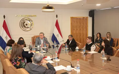 Reuni�n de la Comisi�n de la mafia de los pagar�s con Incoop.