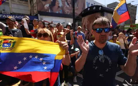 Protestas en Caracas, Venezuela tras la asunci�n del poder de Nicol�s Maduro por tercera vez. (9.01.2025)
Imagen: Jesus Vargas/dpa/picture alliance/D