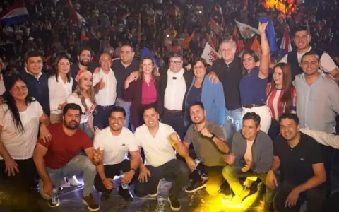 Pacto PLRA-YO CREO en Ciudad del Este, oposici�n.