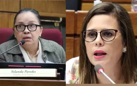 Yolanda Paredes y Kattya Gonz�lez.