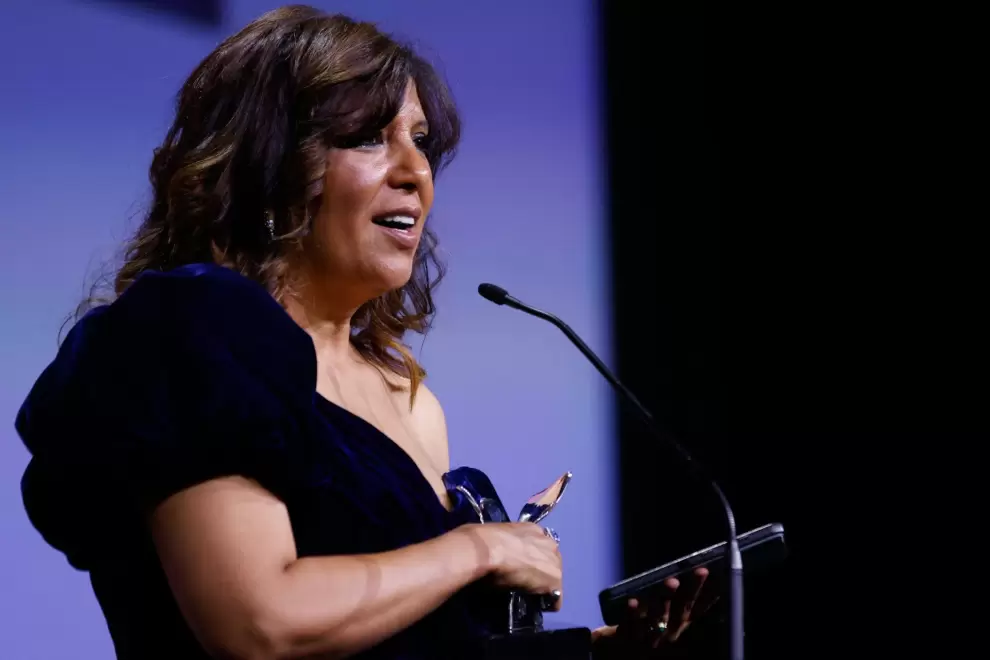 Kaouther ben Hania durante su discurso al recibir el Gran Premio del Jurado por La voz de Hind, (Foto: www.cgtn.com)