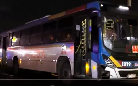 Accidente fatal involucra a una unidad de transporte p�blico.