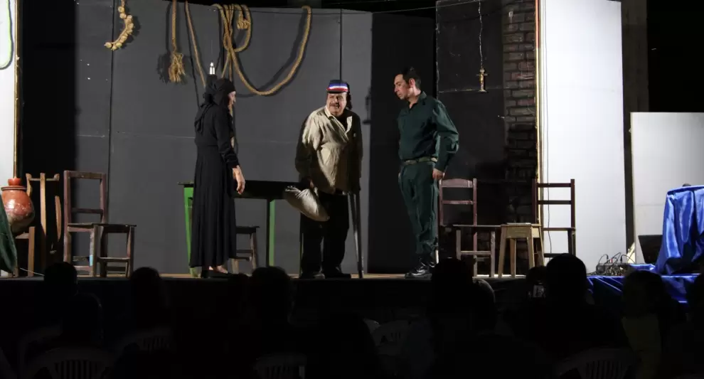 Puesta en escena de "Joayhu ha Traición Guerra aja".
