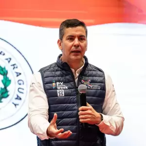 Pe�a proyecta otro viaje a Italia