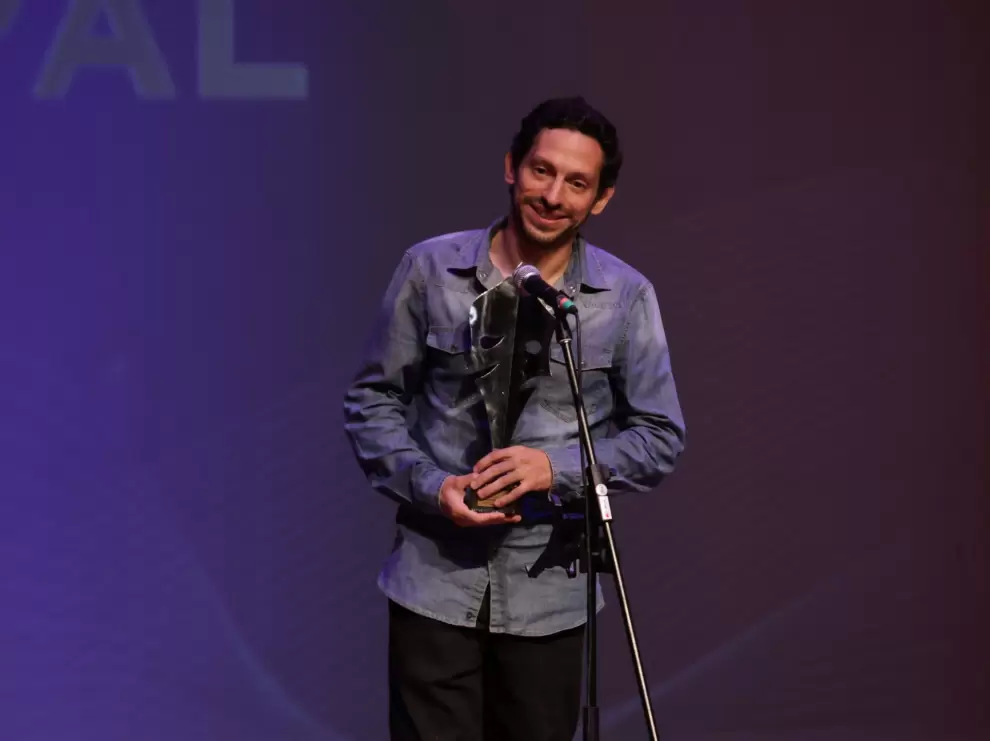 Ronald Maluf, ganador del premio a Mejor Actor Protagónico por su actuación en "Terapia, El Ejercicio Fantástico". (foto: Rodrigo Ocampos)