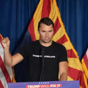 Falleció el activista Charlie Kirk tras el atentado en Utah
