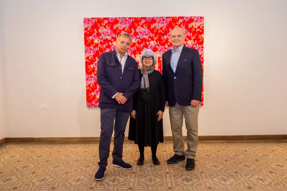 diego costa peuser, director global de pinta; adriana almada, curadora general del evento y de las exhibiciones en casa ardissone; roque ardissone, co