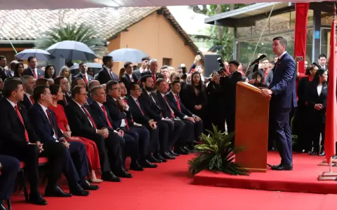 Acto central del aniversario 138� de la ANR.