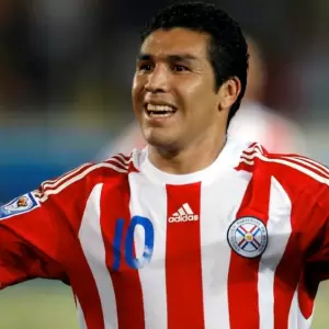 Hijos de Salvador Cabañas promueven juicio de insania contra el exfutbolista