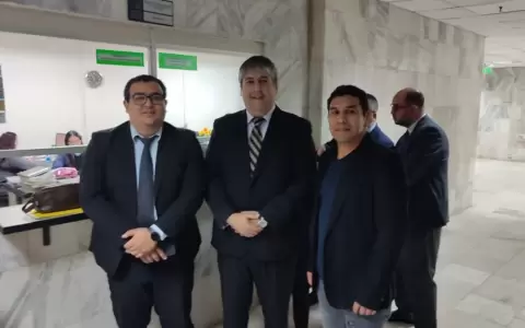 Salvador Caba�as.