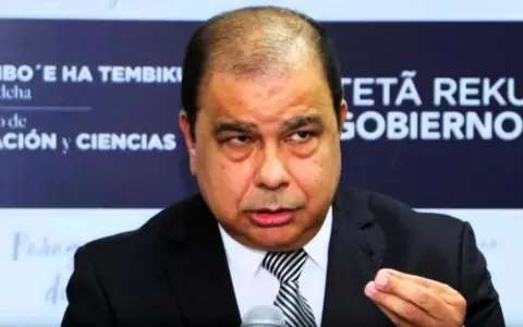 Doctor Jorge Rodas, del C�rculo Paraguayo de M�dicos.