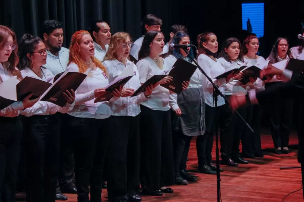 Coro "Sof�a Mendoza".