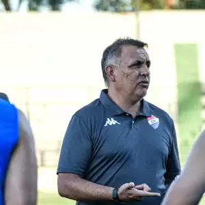 Pedro Sarabia envi� una propuesta a Cerro Porte�o