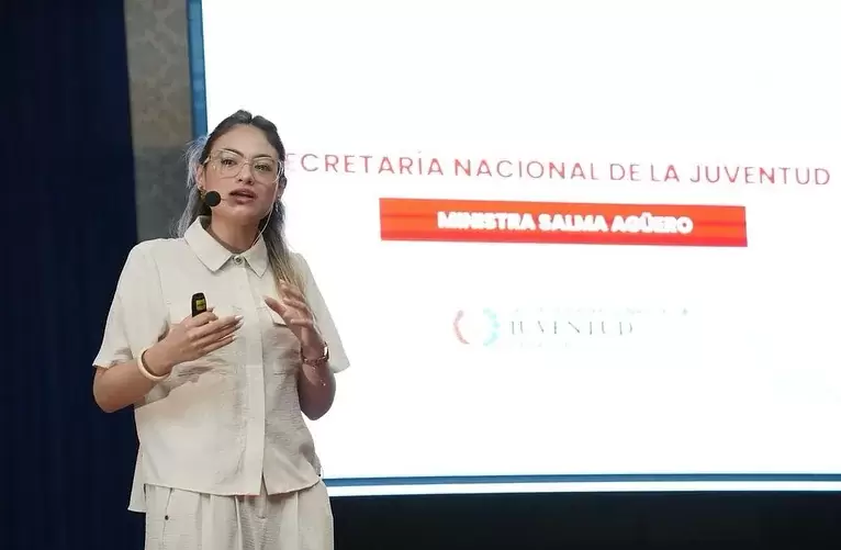 Ministra de la Juventud, Salma Agüero.
