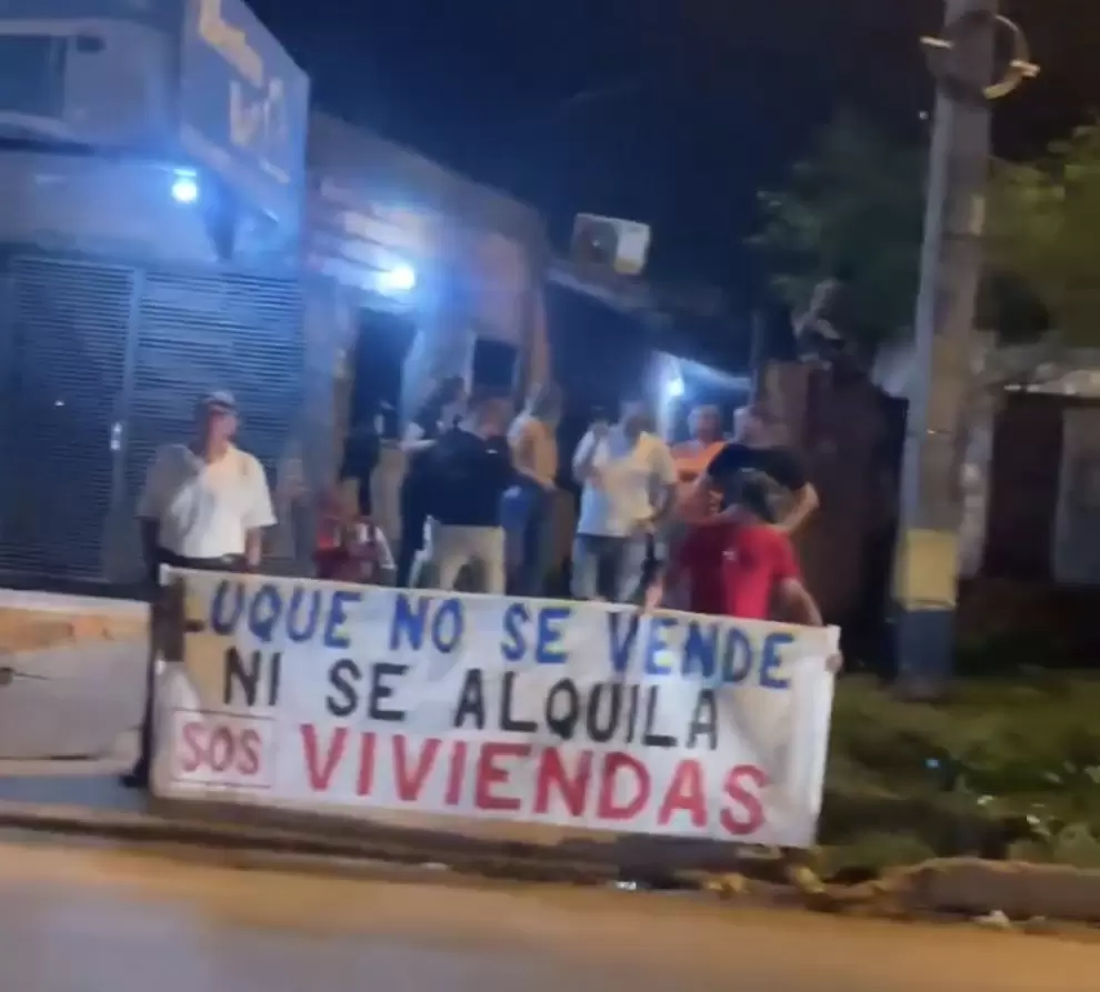 Movilizaci�n de luque�os contra viaducto del MOPC.