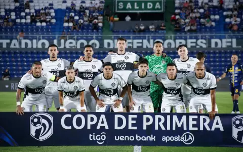 Distintas versiones sobre el pago de salarios en Olimpia