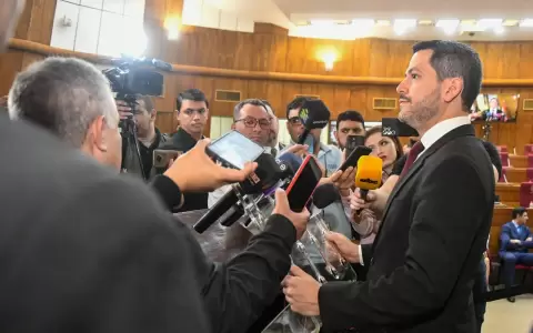 Ra�l Latorre, presidente de Diputados.