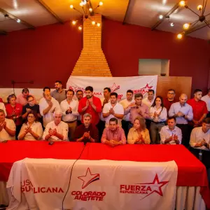 Mario Abdo reaparece y busca consolidar la disidencia colorada rumbo a 2026 y 2028