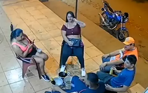 Somnileras de Minga Guaz� junto a sus v�ctimas.