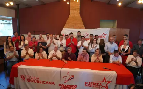 Reuni�n de colorados disidentes.