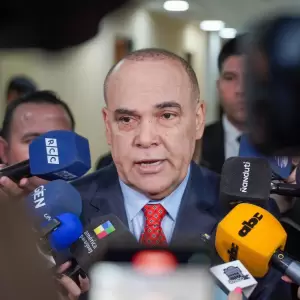 Bachi Núñez recuerda a Abdo que llegó al poder con votos de Honor Colorado