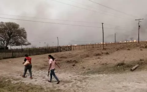 Salud brinda atenci�n m�dica a afectados por incendios en el Chaco paraguayo.