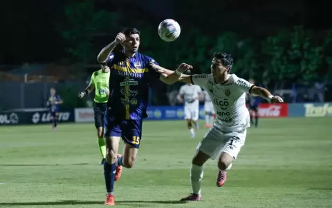 Trinidense empata a Guaran� en el �ltimo suspiro
