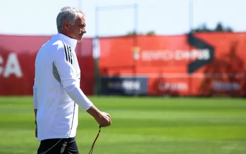 El Bal�n de Oro que Mourinho quiere en Benfica
