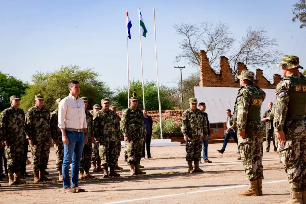 Conmemoraci�n del 93� Aniversario de la victoria de la Batalla de Boquer�n y D�a del Soldado paraguayo.