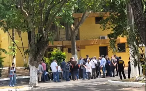 Detenidos en la Agrupaci�n Especializada.