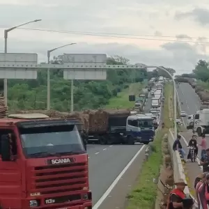 Cortes de rutas podrían paralizar la economía